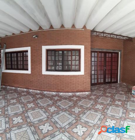 Casa com 4 dormitório no Jardim Veneza