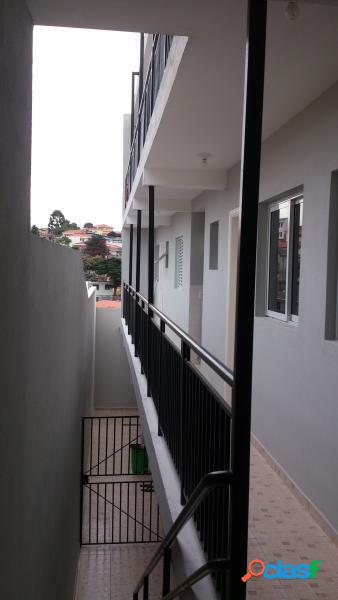 Casa com 1 dorms em São Paulo - Vila Marari por 850,00 para