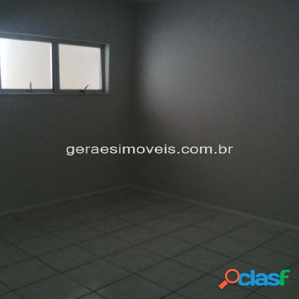 Apartamento - Aluguel - Juiz de Fora - MG - Centro)