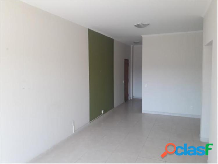 Apartamento com 3 dorms em Bragança Paulista - Jardim Nova