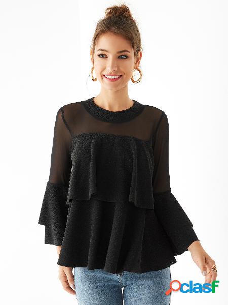 Blusa preta com babado de mangas compridas com glitter