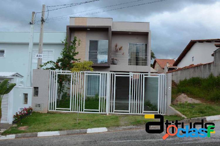 Casa Para Venda Em Araçariguama