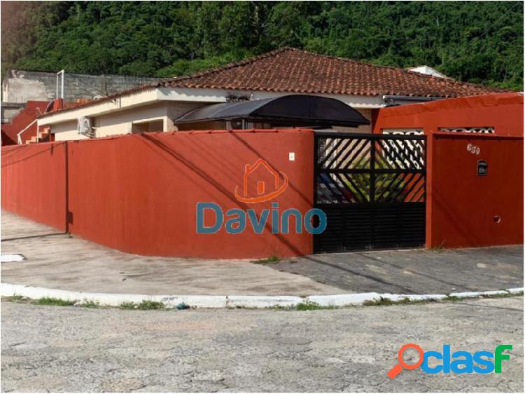 Casa com 2 dorms em Praia Grande - Canto do Forte por 440