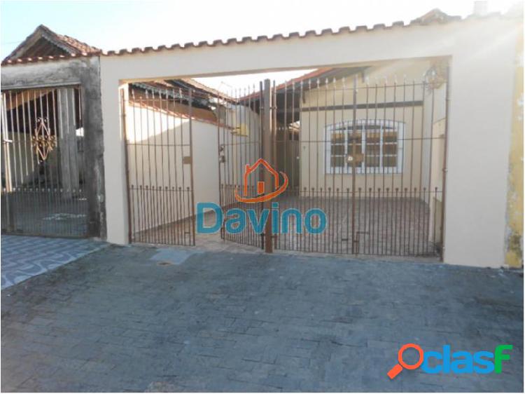 Casa com 3 dorms em Praia Grande - Maracanã por 360 mil à