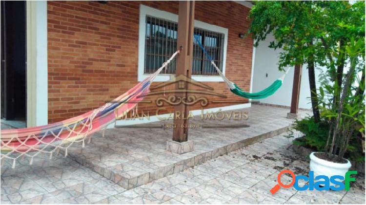 Casa com 4 dorms em Mongaguá - JUSSARA por 410.000,00 à