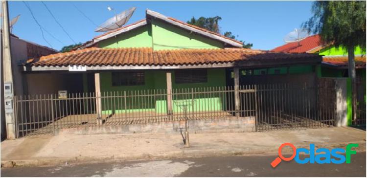 Casa com 4 dorms em Ribeirão Claro - Bechara por 160 mil à