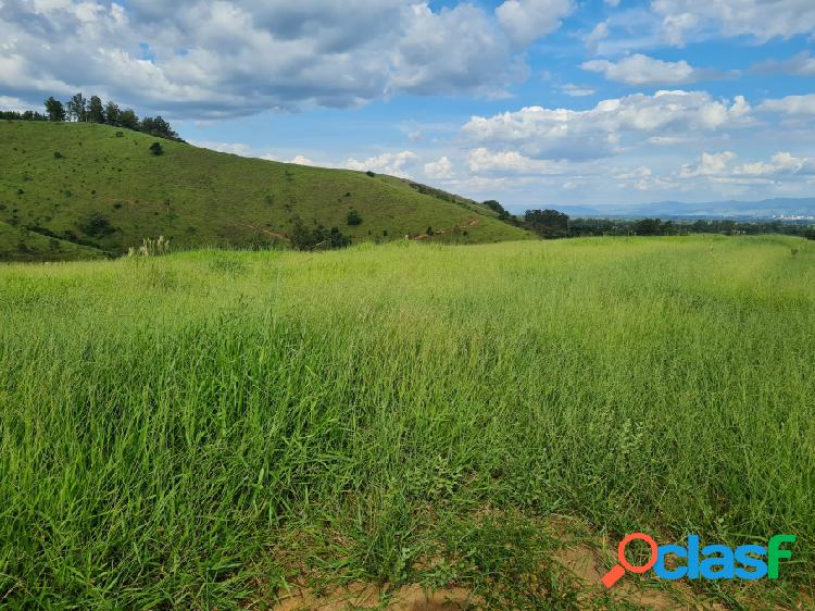 Chácara - Venda - Pindamonhangaba - SP - Piracuama