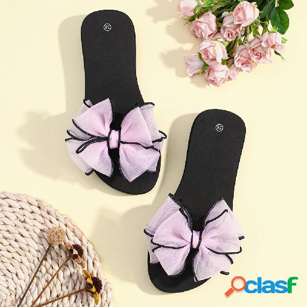 Chinelos de plataforma feminina com borda preta para