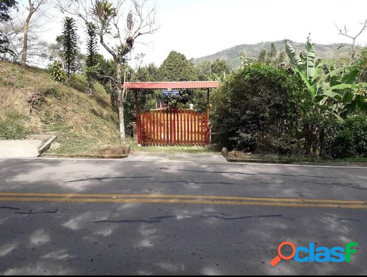 FINCA EN VENTA SOBRE CARRETERA PRINCIPAL