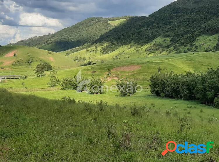 Fazenda De 40 Alqueires À Venda Em Santa Branca/SP Com Casa