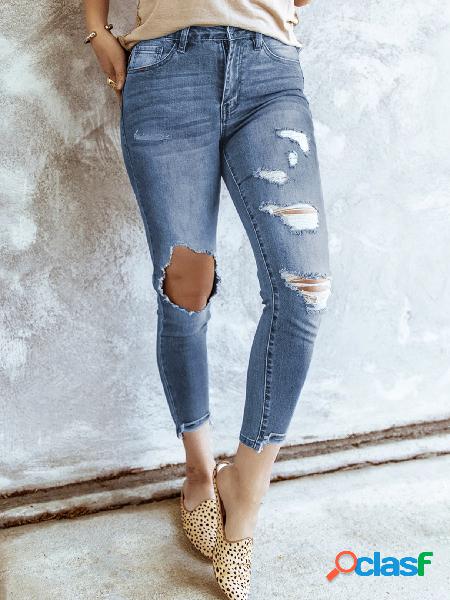 Jeans com detalhes aleatórios de corte azul