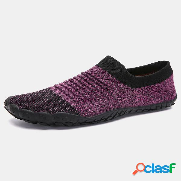 Malha redonda feminina casual ao ar livre em sapatos baixos