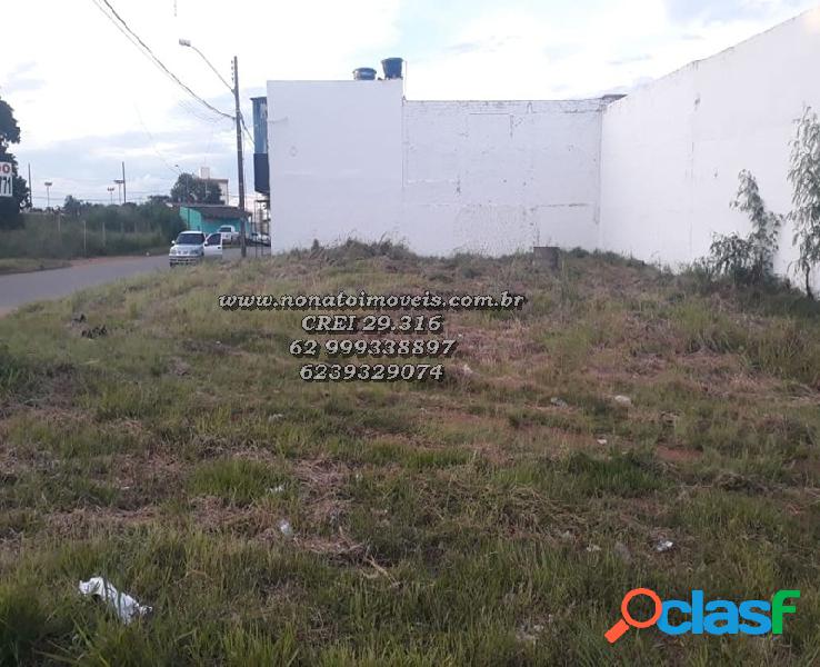 Oportunidade Lote na avenida com 597m² no setor Vila