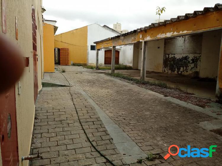 Prédio comercial em São Paulo - Vila Alexandria por 4.6