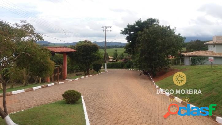 Terreno em condomínio - com acesso para Represa - 1.406 M²