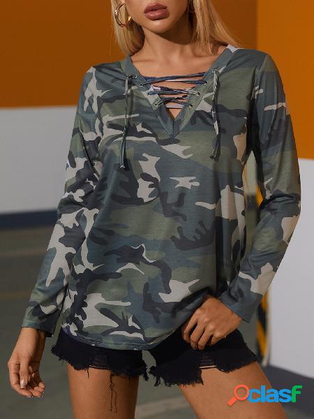 YOINS Camo Criss-cross Lace-up Deep com decote em V Camiseta