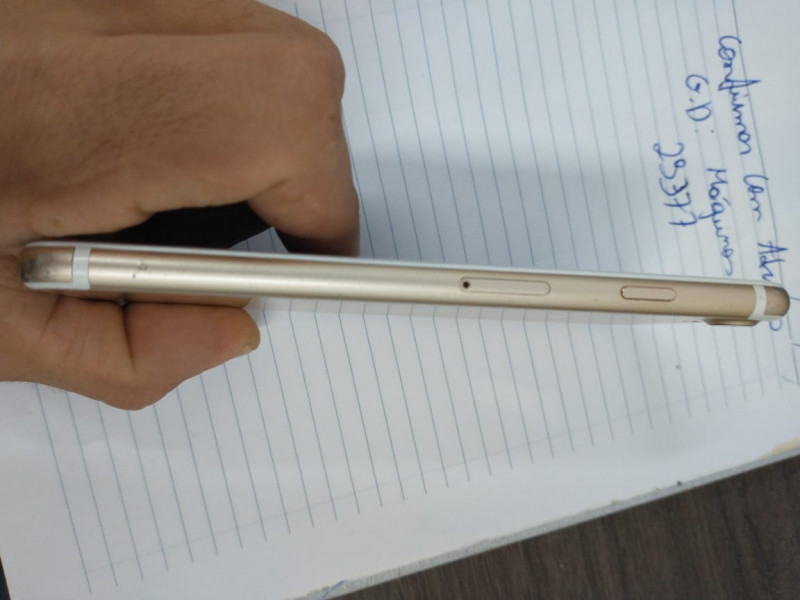 VENDO IPHONE GB DOURADO