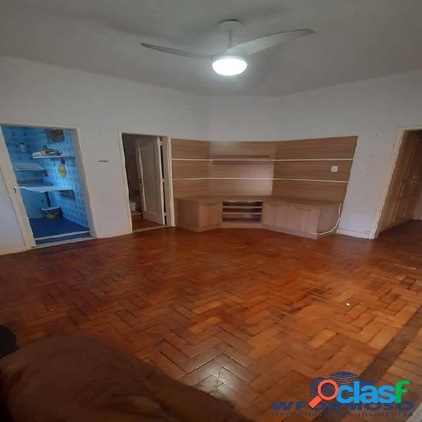 Apartamento pequeno para locação na Rua do Catete - Zona