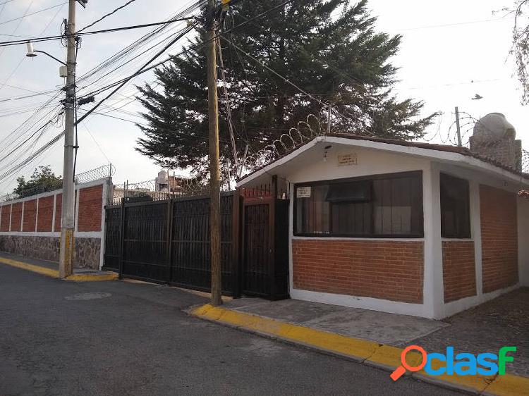 CASA EN RENTA EN PRIVADA FRACC LAS FUENTES TOLUCA CEERCA