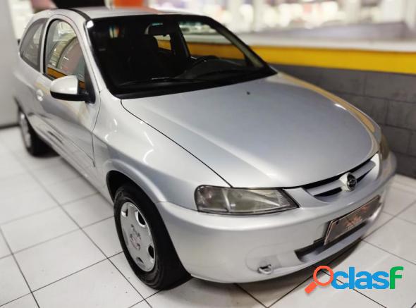 CHEVROLET CELTA SPIRIT 1.4 MPFI 8V 85CV 3P PRATA 2005 1.4