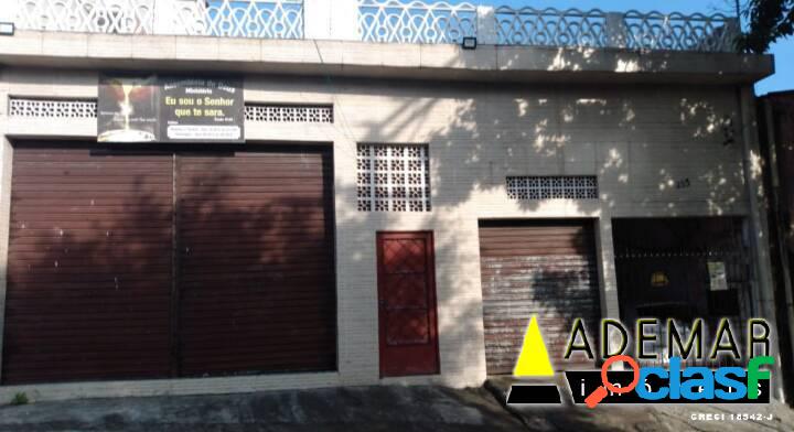 Casa com 5 Dormitórios