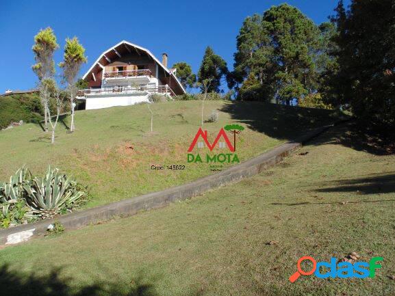 Casa em Condomínio com 5000m² de terreno e magnifica