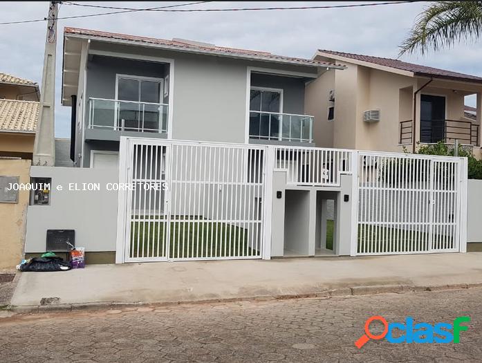 Casa para Venda em Florianópolis / SC no bairro Carianos