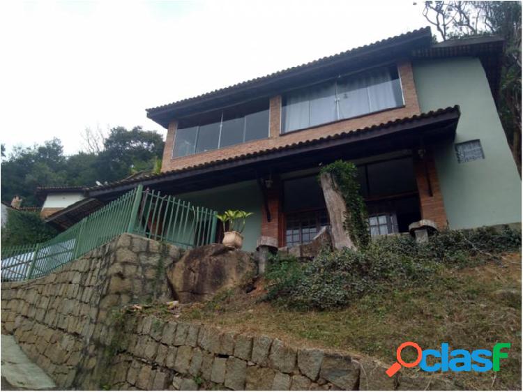 Chácara em Valinhos - Nova Suíça - Nova Suíça I por 600