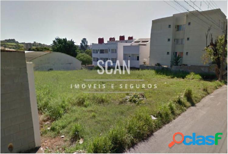 Terreno com 1600 m2 em Jaguariúna - Jardim Dom Bosco por