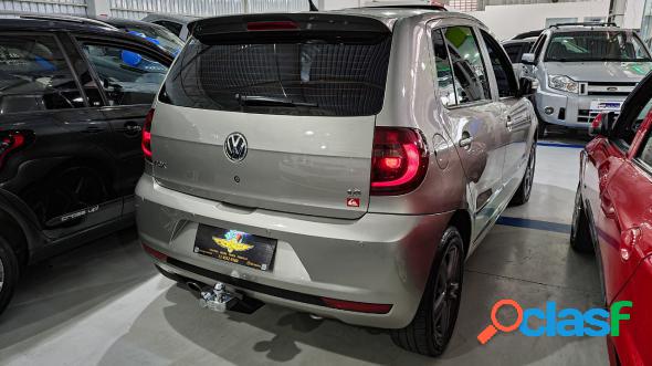 VOLKSWAGEN FOX PRIMEHGHI. IMOTION 1.6 T.FLEX 8V 5P PRATA