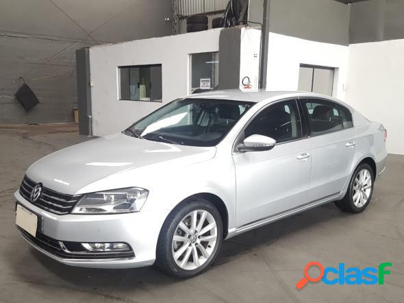 VOLKSWAGEN PASSAT TB 2.0 FSITSI 211CV TIPTRONIC 4P PRATA