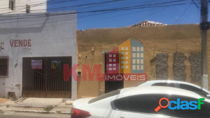 Vende-se ou aluga-se casa no Centro de Mossoró