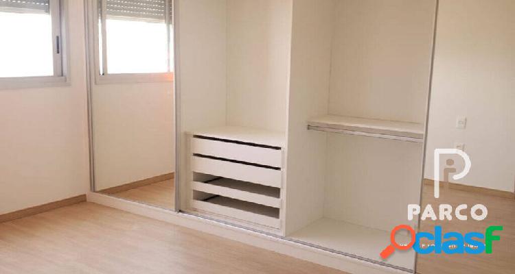 Apartamento com 02 quartos em excelente localização no