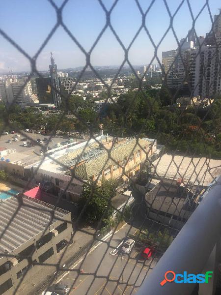 APARTAMENTO EM ANDAR ALTO CENTRO DE ALPHAVILLE