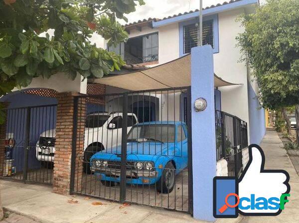 BONITA CASA EN VENTA EN FRACC. LOS ALMENDROS, VILLA DE