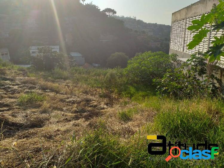 Área comercial e industrial em Barueri no Jardim