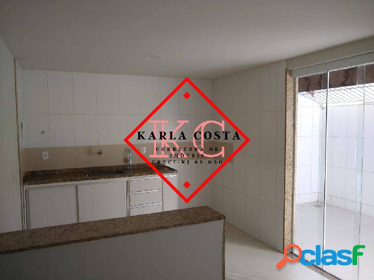 Linda casa duplex porcelanato em condomínio com 3 quartos