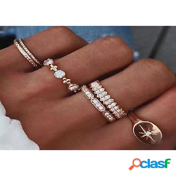 Anel de seis peças em estrela de seis pontas com strass