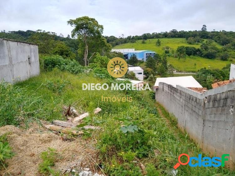 Terreno á venda em Terra Preta com 300 m²