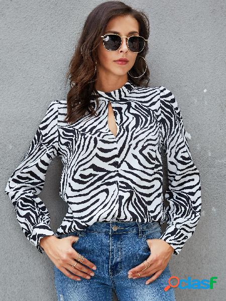 Yoins White Hollow Design Zebra Blusa Estampada