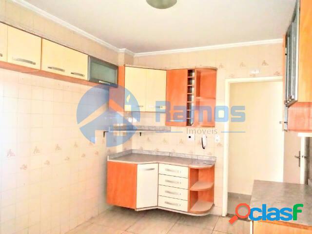 Apartamento com 2 dormitórios,Cond. Bem Te Vi. Jaguaribe