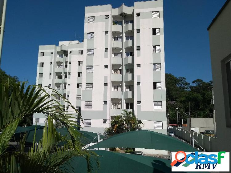 Apartamento no Bairro Demarchi, ótima localização.