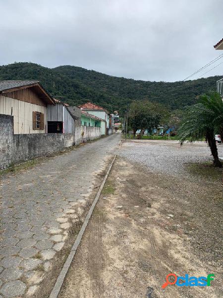 Oportunidade Terreno com 400m² na Armação