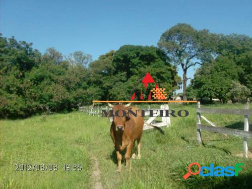 Sítio em Araçoiaba