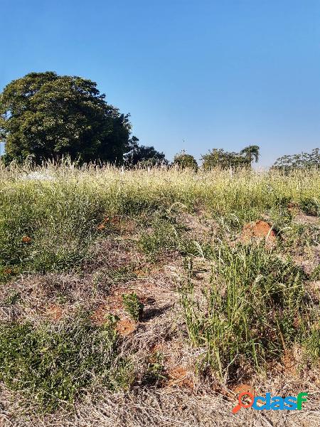 TERRENO COMERCIAL PRÓXIMO A HERMENEGILDO TONOLI