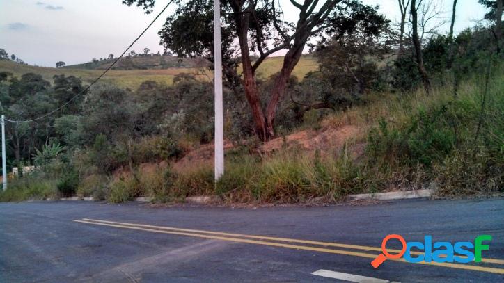 Terreno em Alumínio