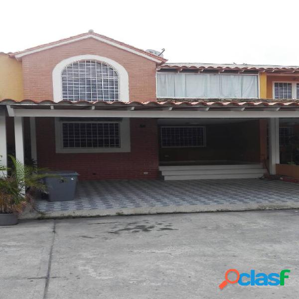 Townhouse en Venta Los Frailes San Diego 160 M2