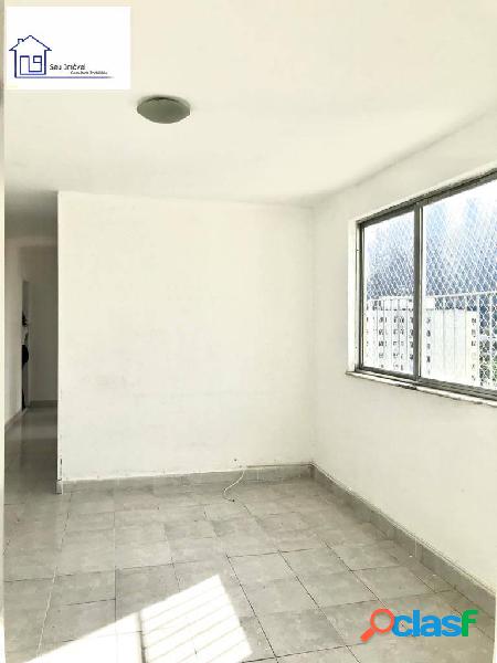 Vendo excelente apartamento 3 quartos - Camorim / Estrada