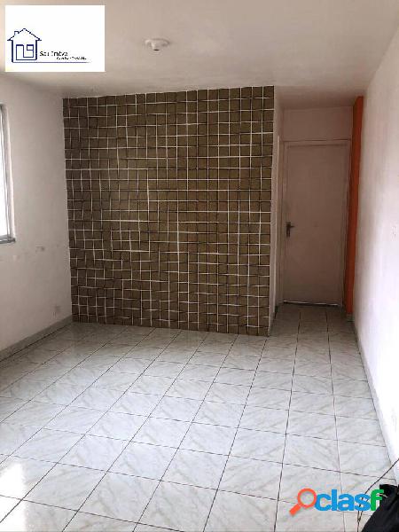 Vendo lindo apartamento no camorim