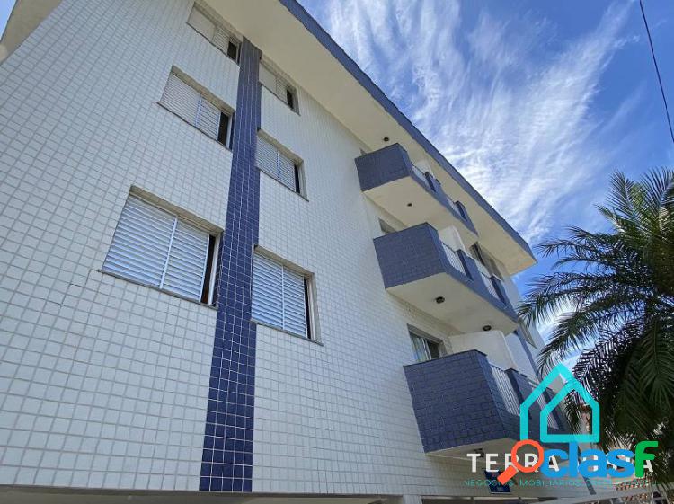 Apartamento na Praia Grande com 3 Quartos e 1 banheiro à